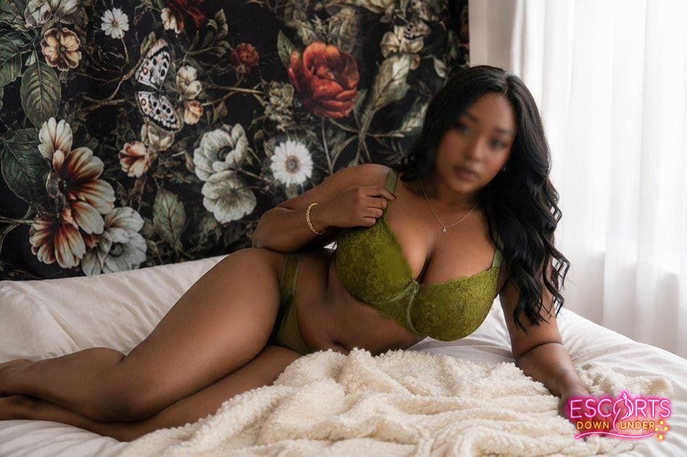 BadBunnyXO, Rouse Hill — photo 2