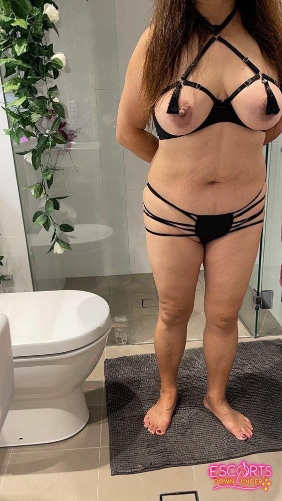 Asian milf, Crestmead