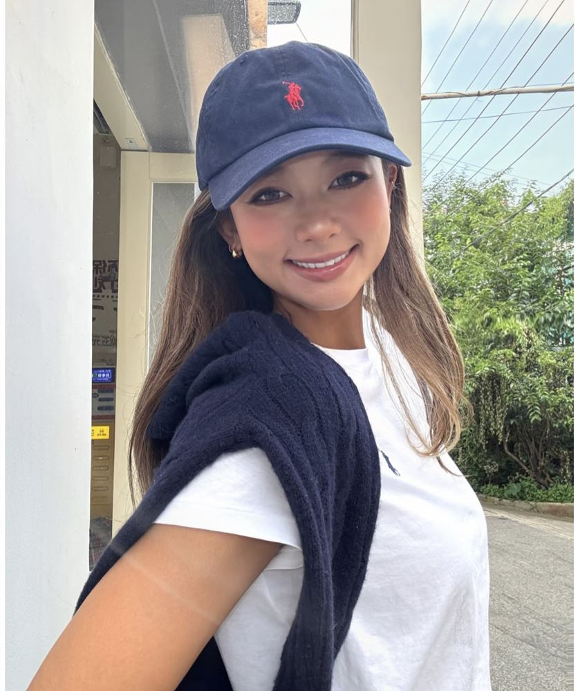 Korean Gym Girl Season, Embleton — photo 2