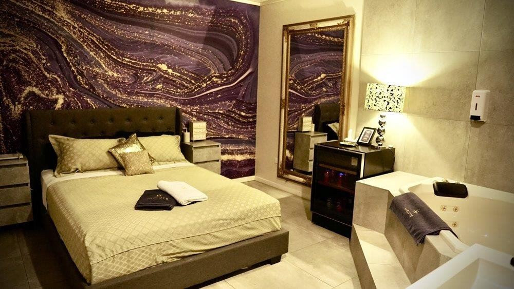 VIP Suite 0489 900 830, Civic — photo 5