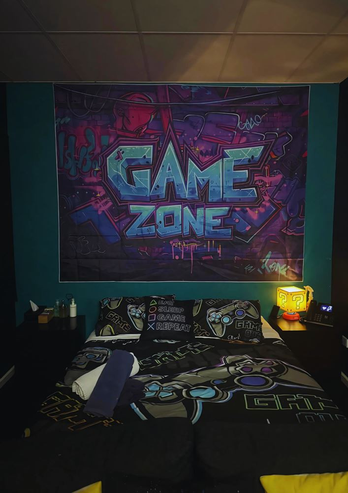 The Game Zone 0489 900 830, Civic — photo 4