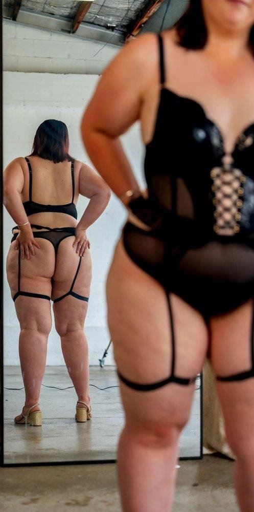 Liv_Stilettos, Thebarton