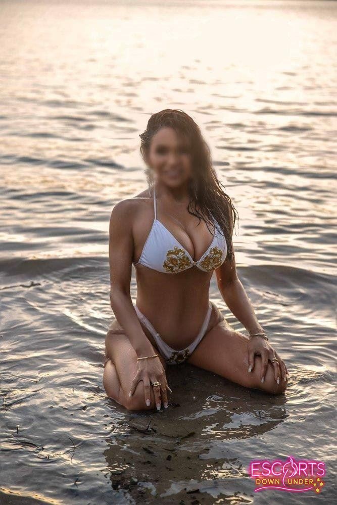 Chantelle LaBelle, St Kilda — photo 2