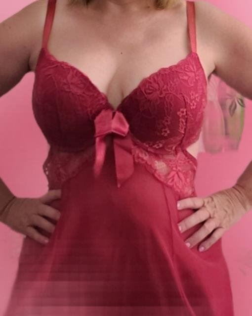 British Busty, Yokine — photo 5