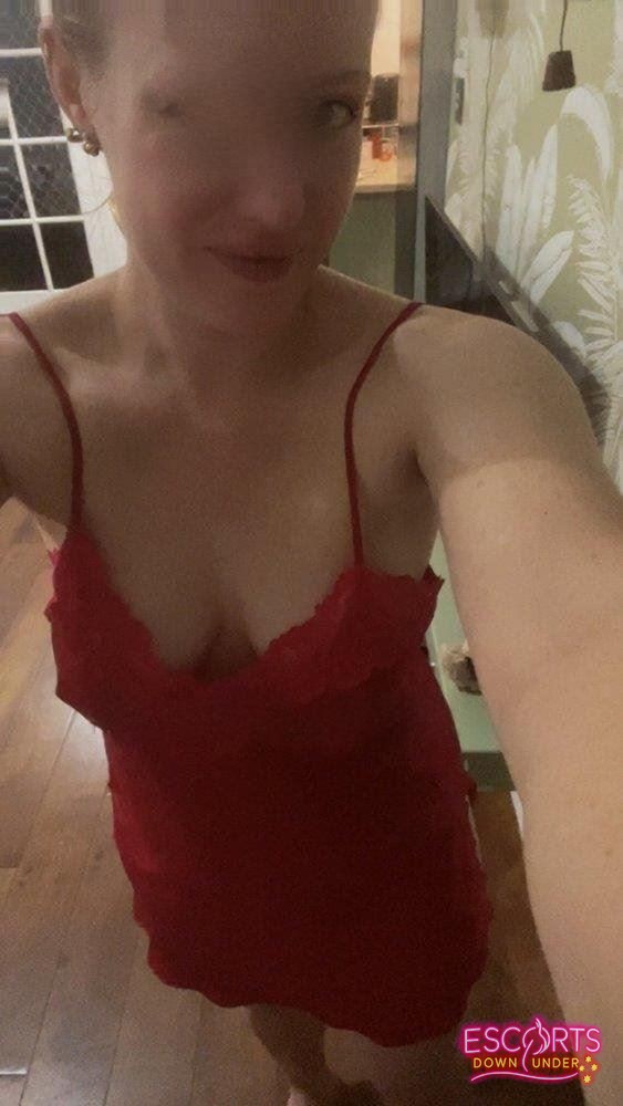 Gorgeous Gigi PIERCED PUSSY TONGUE PROVIDES SPECIAL PLEASURE, Townsville CBD — photo 2