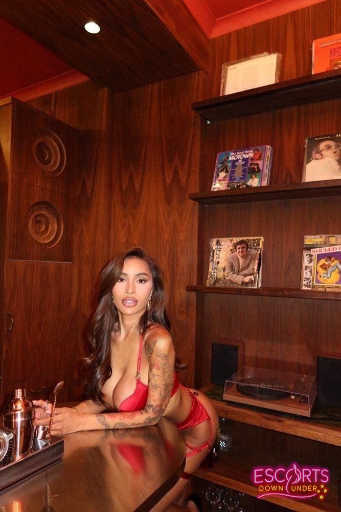 Classy Slutty Safara, Sydney CBD — photo 11