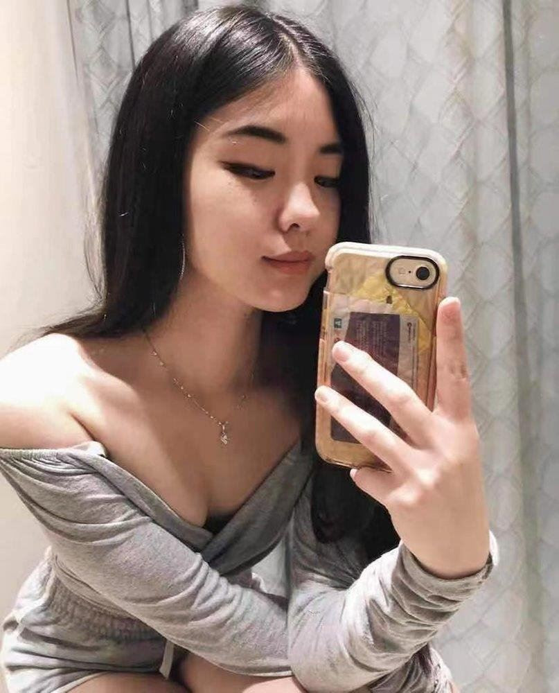Top Class Uni Student Anita 19 yr Janpanese girl Diamond SER, Docklands