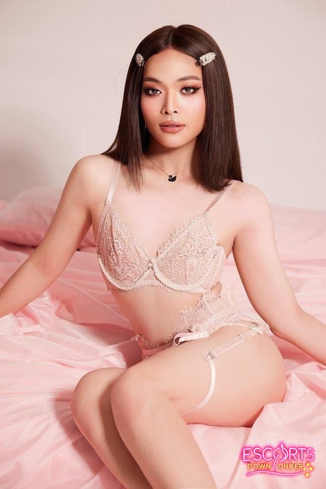 Maya CD 21 Year Old, St Albans — photo 2