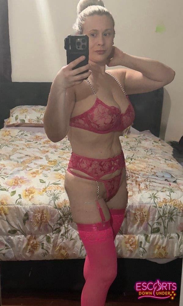 Rose Lee, Little Mountain — photo 3