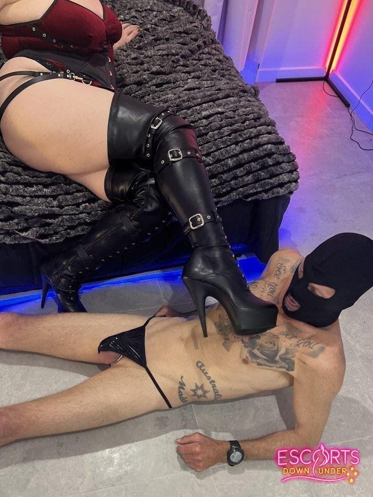 Mistress Monae, Penrith — photo 3