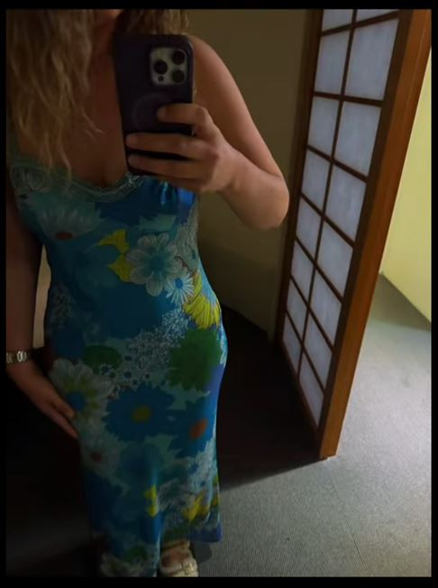NELSON BAYS SEXIEST MILF, Nelson Bay — photo 5