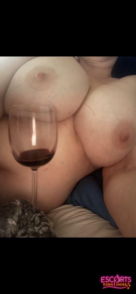 Massive boobs, Cheltenham — photo 3