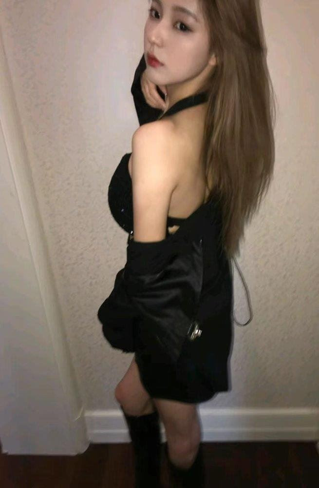 Freya naughty little Singaporean slut, South Brisbane — photo 3