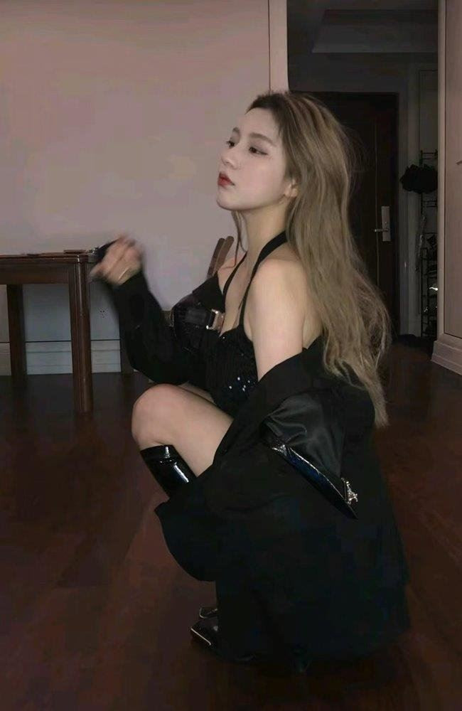 Freya naughty little Singaporean slut, South Brisbane — photo 6