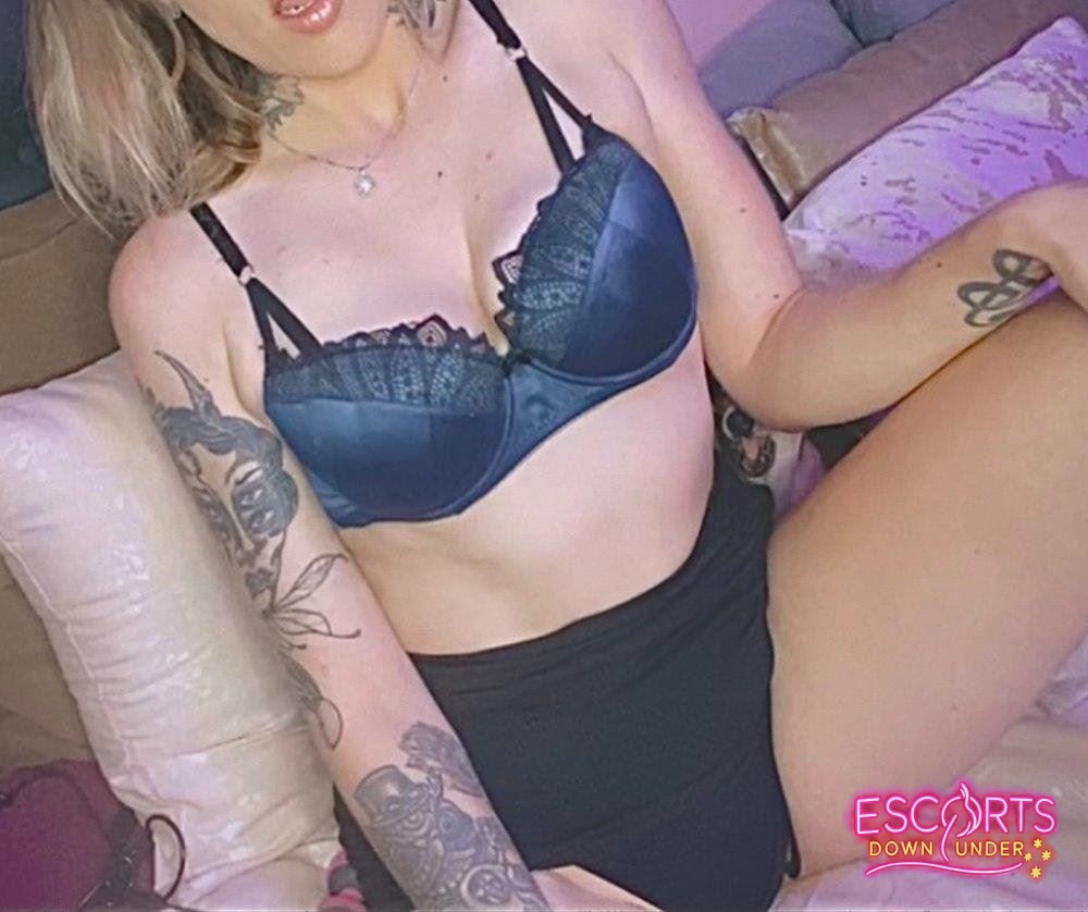 Sexy Lil Lexi, Caloundra