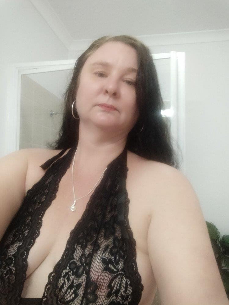 sexythighs, Gladstone CBD