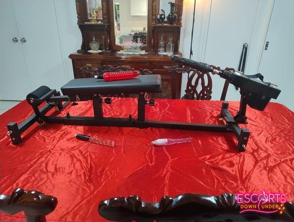 Sophie de Sade, Tanah Merah — photo 2