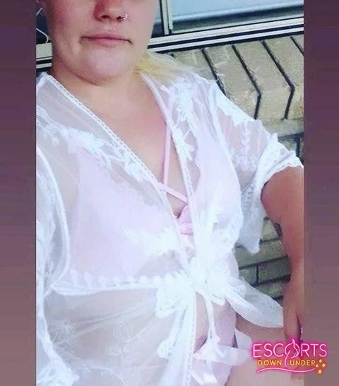Jessica rose, Surfers Paradise