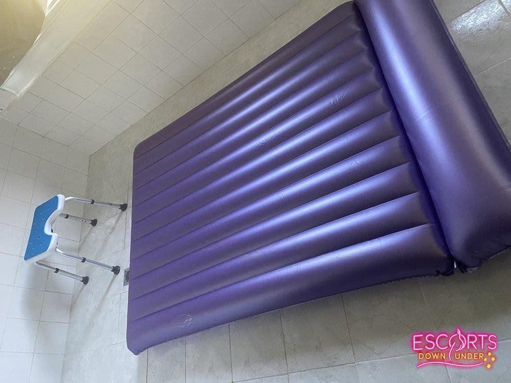 Air Mattress Nuru Body Slide Tina, Mackay CBD — photo 6